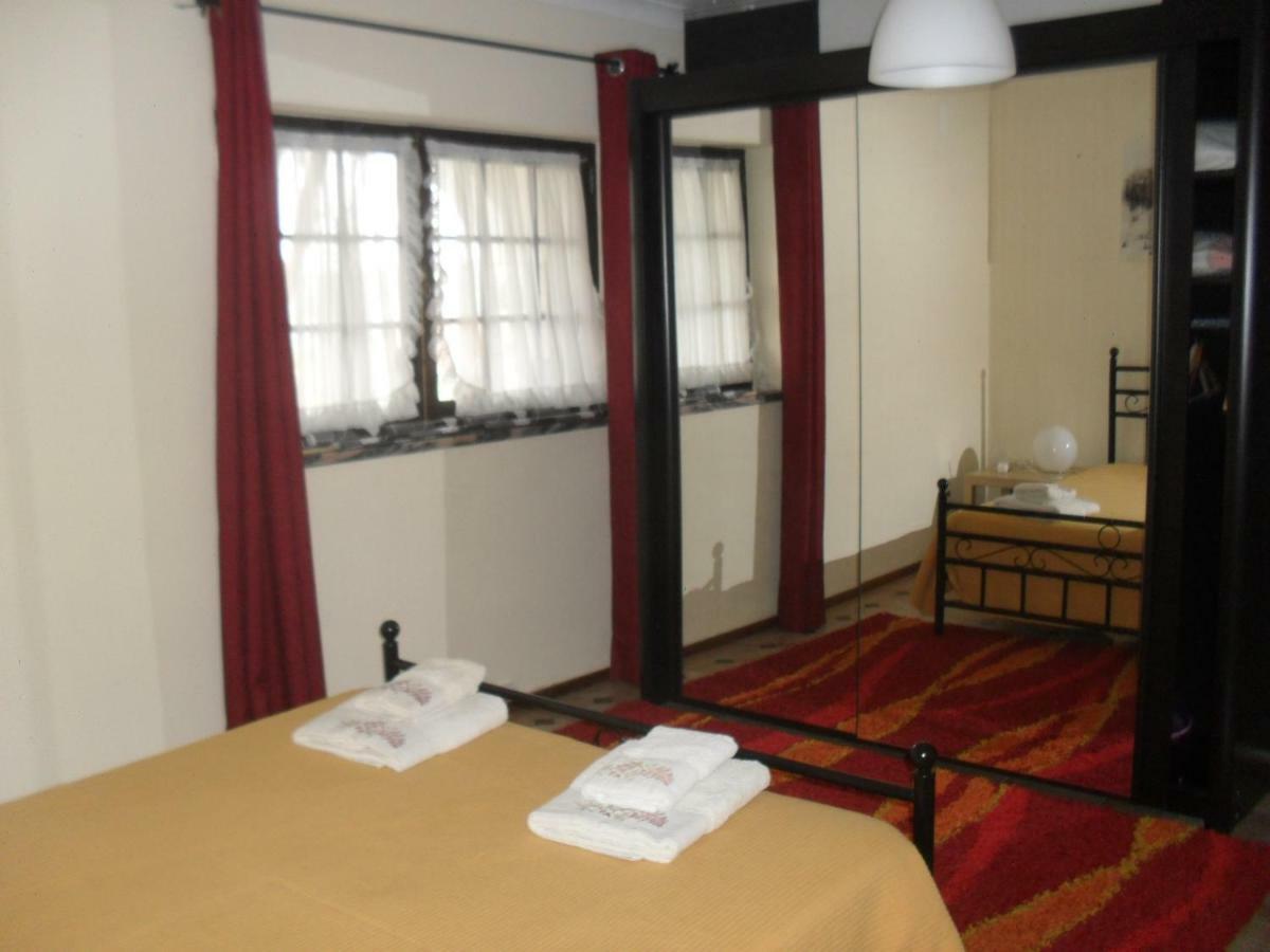 Apartamentos Na Casa Sao Bernardo Alcobaça Exteriör bild